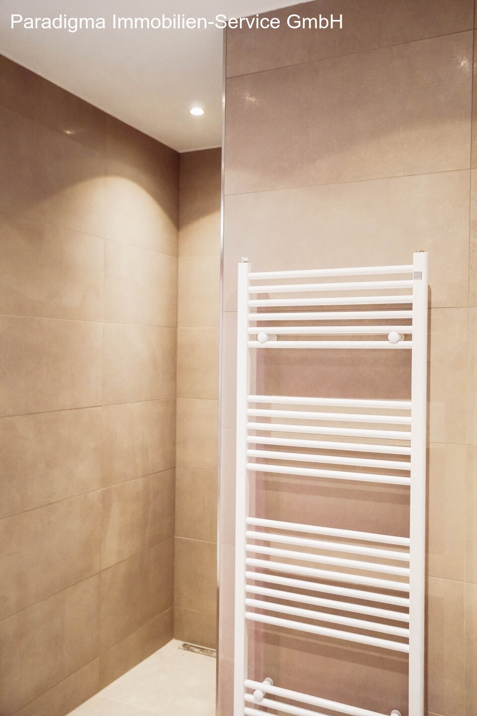 Charmante Altbauwohnung im Erdgeschoss mit Freisitzfläche sucht neue Mieter