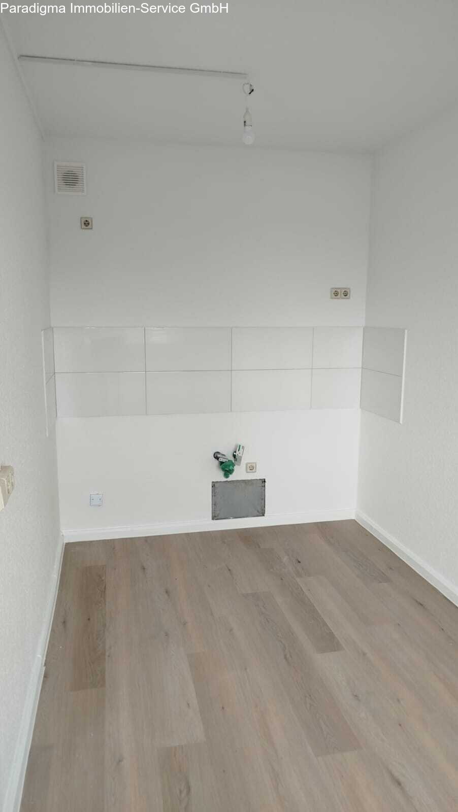 renovierte 3 Raumwohnung mit Balkon in Dessau - Innenstadt Süd