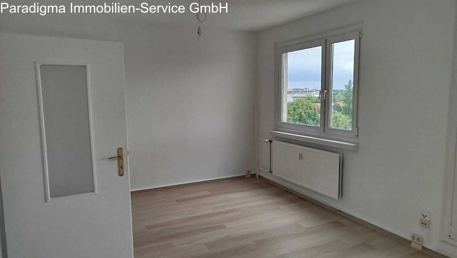 renovierte 3 Raumwohnung mit Balkon in Dessau - Innenstadt Süd
