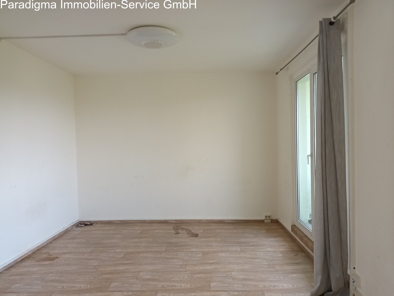 Selbstrenovieren zahlt sich aus! 3 Raumwohnung mit Balkon