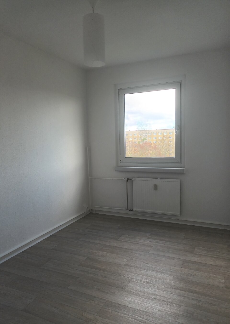 Raguhner Str. 31 4.OG rechts Raguhner Str. 31 4.OG rechts