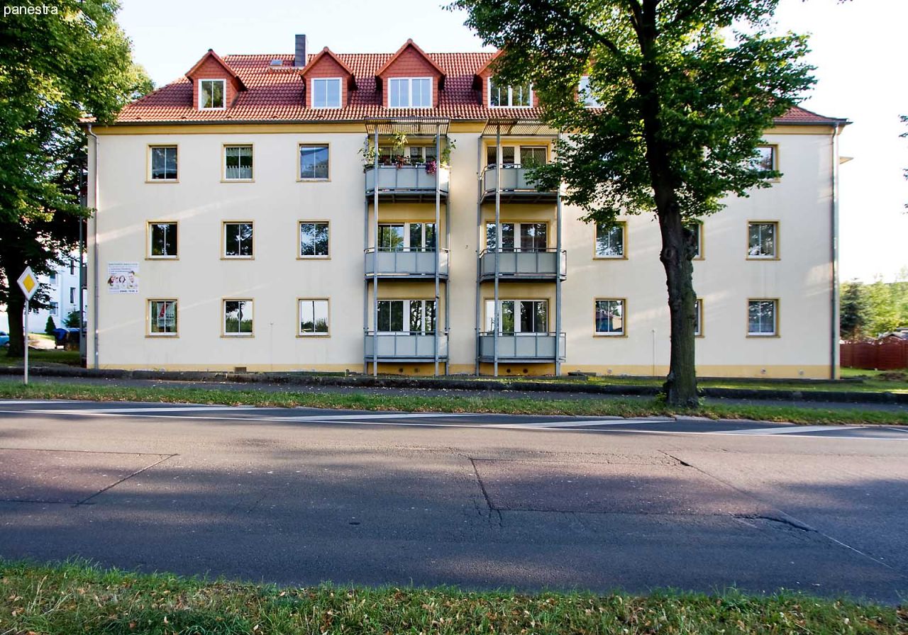 Hausansicht straßenseitig Hausansicht straßenseitig